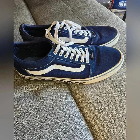 Men's Vans - Picture 3 of 3